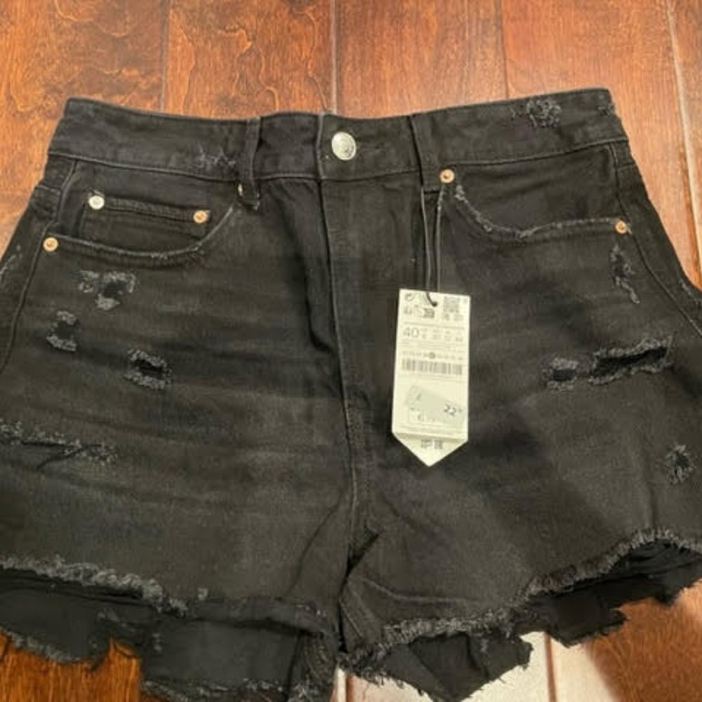 Stradivarius jean shorts